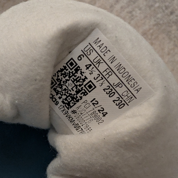 Adidas Gazelle Bold Platform Sneakers -NWT - Picture 16 of 16